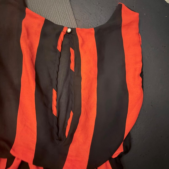 ❤️🖤 Y2K LOVE CULTURE RED & BLACK CHEVRON DRESS 🖤❤️ - Picture 4 of 5